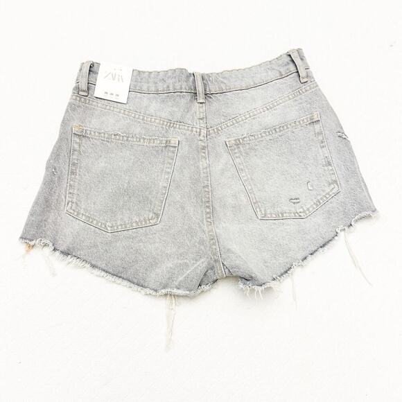 Zara Gray Wash High-Rise Denim Jeans Raw Hem Ripped Cutoff Size 06 NWT - Picture 2 of 6